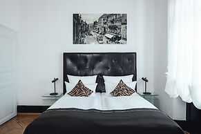 Historical Luxury Homes