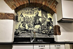 Historical Luxury Homes