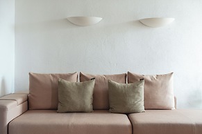 Historical Luxury Homes