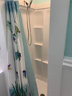 Historic Beach Side Getaway - Pet Friendly, Wifi 3 Bedroom Cottage by 