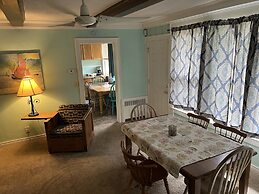 Historic Beach Side Getaway - Pet Friendly, Wifi 3 Bedroom Cottage by 