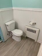 Historic Beach Side Getaway - Pet Friendly, Wifi 3 Bedroom Cottage by 