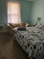 Historic Beach Side Getaway - Pet Friendly, Wifi 3 Bedroom Cottage by 