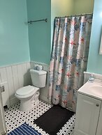 Historic Beach Side Getaway - Pet Friendly, Wifi 3 Bedroom Cottage by 