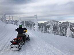 Whitefish Stage Hideaway