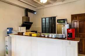 Makati Riverside Inn