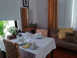 Makati Riverside Inn