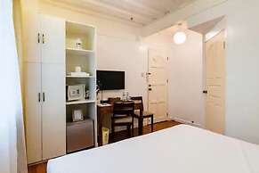 Makati Riverside Inn