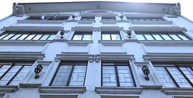 Makati Riverside Inn