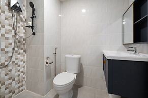 iCheck inn Darisa Ngamwongwan