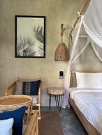 chic stay hana