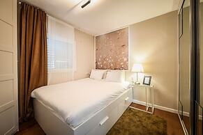 Boutique 1BR Apt with parking