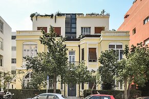 Boutique 1BR Apt with parking