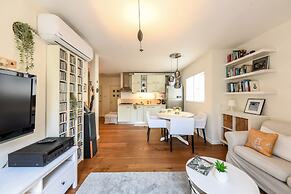 Boutique 1BR Apt with parking