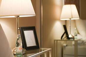 Boutique 1BR Apt with parking