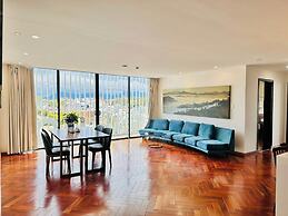 Len's Hotel