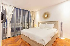 Len's Hotel