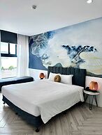 Len's Hotel
