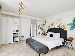 Len's Hotel