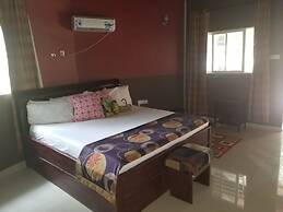 Tariq's Resort and Restaurant