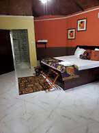 Tariq's Resort and Restaurant