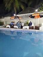 Tariq's Resort and Restaurant