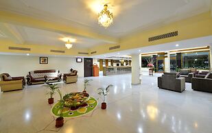 SRM Hotel Maraimalai Nagar
