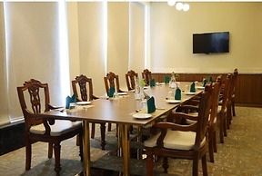 SRM Hotel Maraimalai Nagar