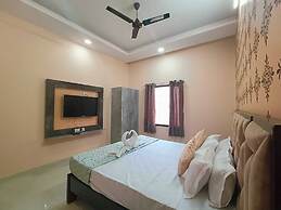 Garden villa Banaras