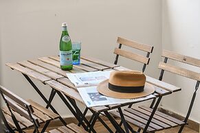 Beachside Charm on Ben Yehuda 2BR Apt