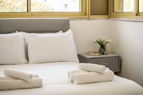 Beachside Charm on Ben Yehuda 2BR Apt