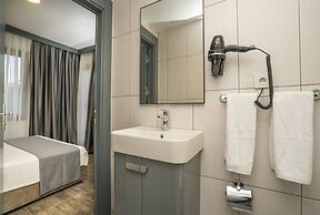 Kensington Kerdime Beach Hotel