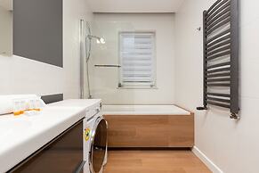 Active City Apartments Warsaw by Renters