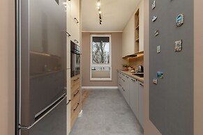 Active City Apartments Warsaw by Renters