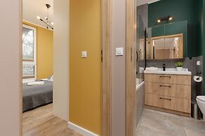 Active City Apartments Warsaw by Renters