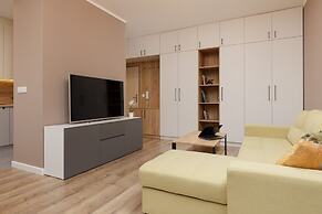 Active City Apartments Warsaw by Renters