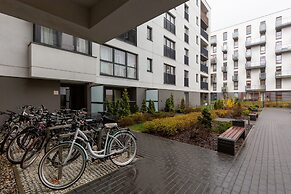 Active City Apartments Warsaw by Renters