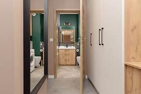 Active City Apartments Warsaw by Renters