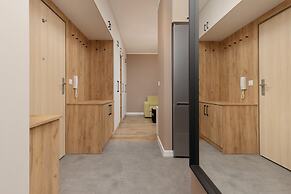 Active City Apartments Warsaw by Renters