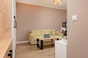 Active City Apartments Warsaw by Renters