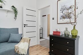 Railway Station Apartment by Renters