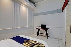 SPOT ON 92052 Aulya Homestay Syariah Near Tuanku Tambusai Stadium