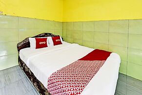 SPOT ON 91376 Hotel Bintang Flores