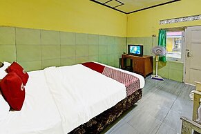 SPOT ON 91376 Hotel Bintang Flores