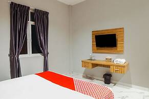 Super OYO Capital O 92066 Papakoel Hotel & Cafe