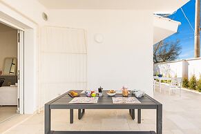 3284 Villa Anita by Barbarhouse