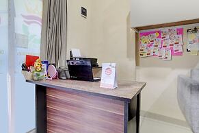 Collection O 90205 Queen Rent Apartment Gateway Pasteur