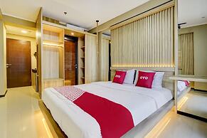 Collection O 90205 Queen Rent Apartment Gateway Pasteur