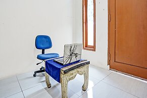 OYO 92078 Tarlo Guest House 4