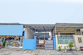 OYO 92078 Tarlo Guest House 4